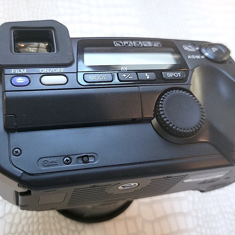Rare Vintage New Never Used Minolta Vectis S-1 APS SLR Film Camera